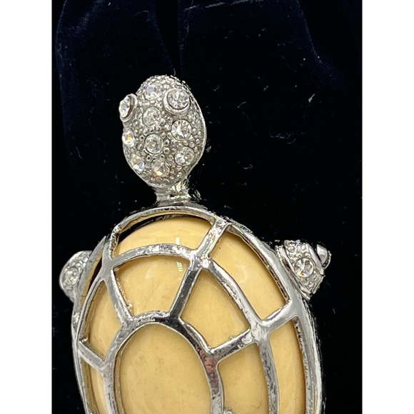 Vintage Turtle Cream Stone Silver Tone Pave Crystals Pin Brooch - Picture 13 of 14